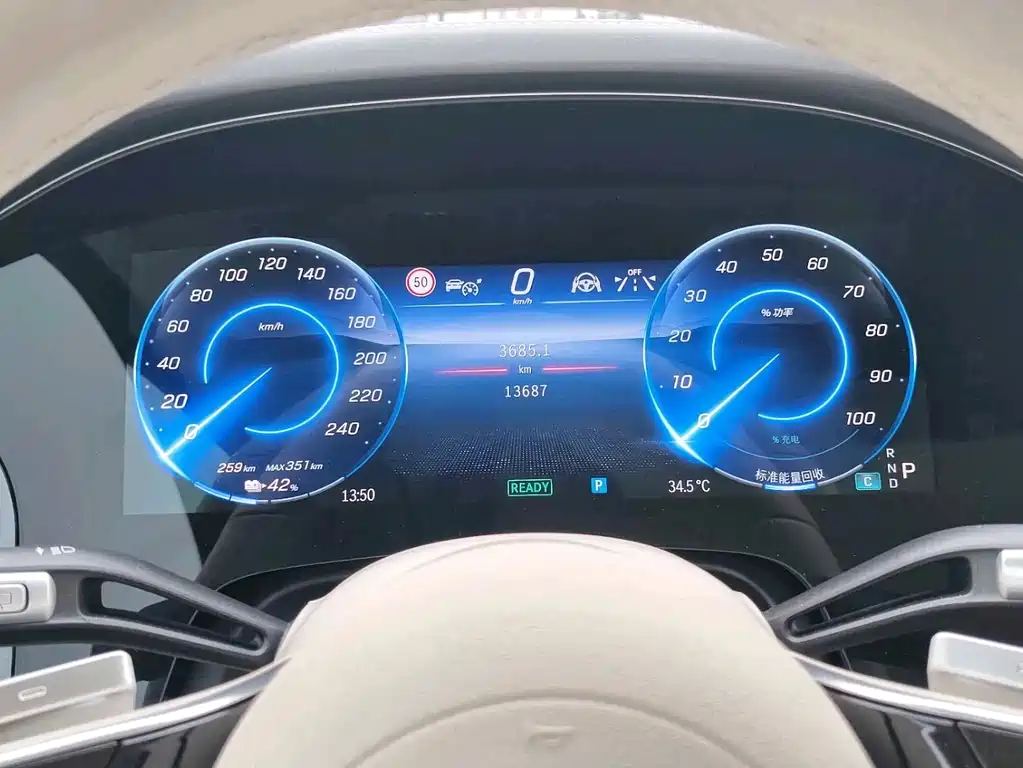 Mercedes-Benz EQS SUV — миниатюра 4