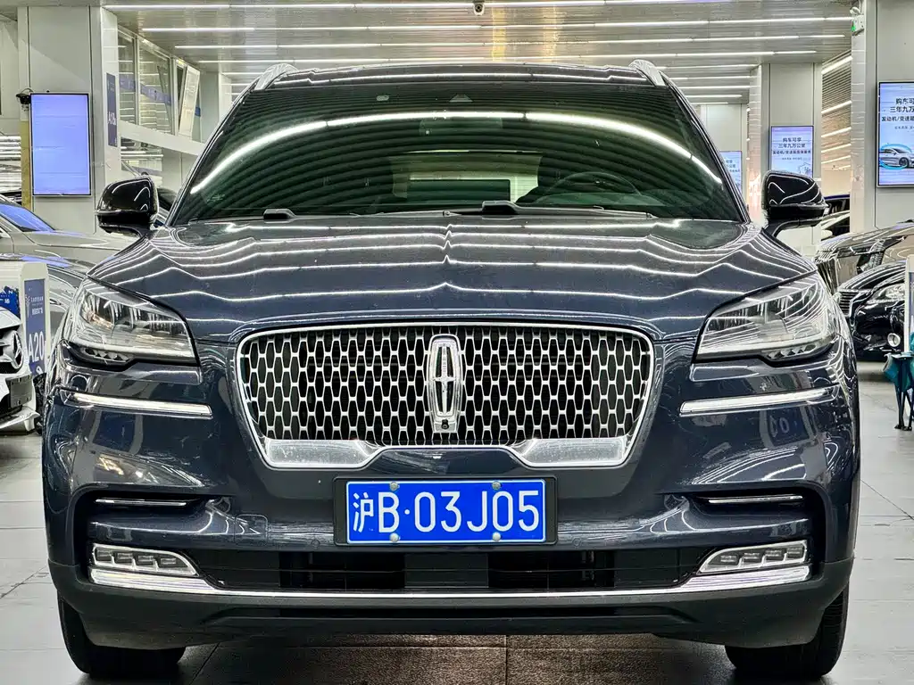 Lincoln Aviator — миниатюра 2