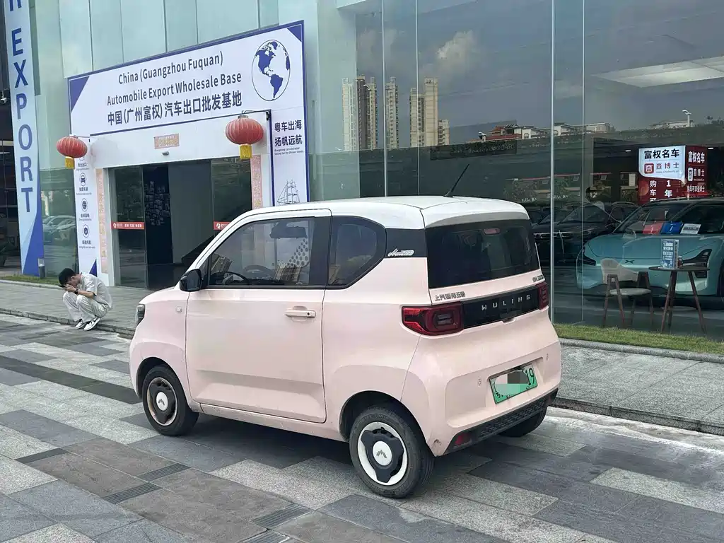 Wuling MINIEV — миниатюра 3