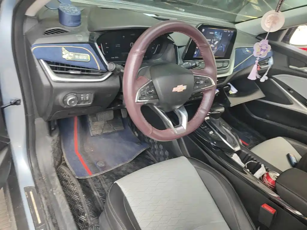 Chevrolet Menlo — миниатюра 10