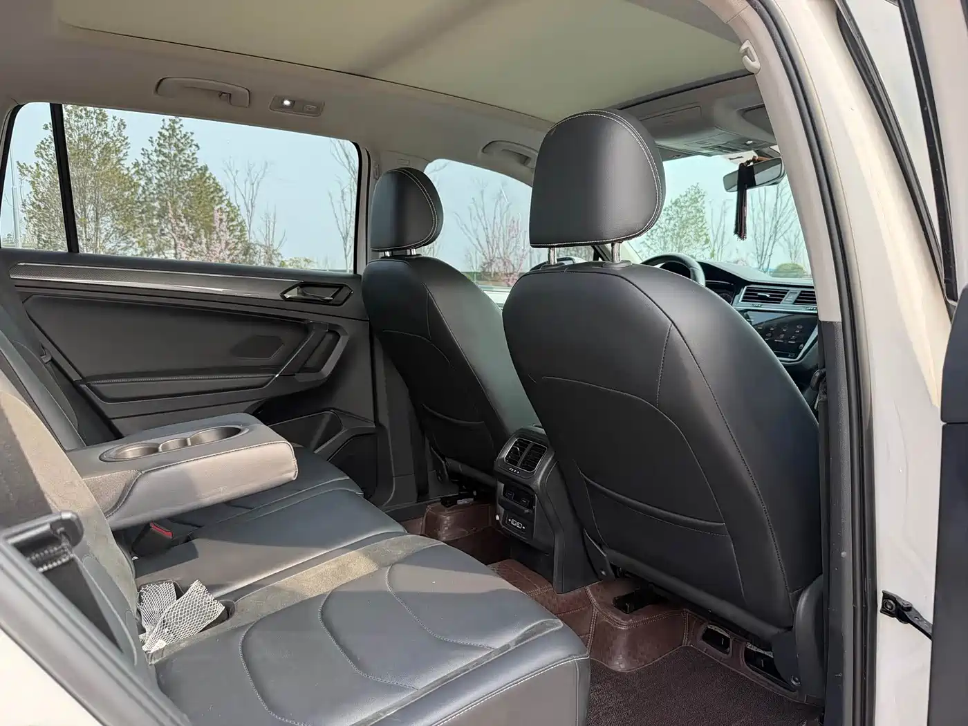 Volkswagen Tiguan L 2021 Белый из Китая