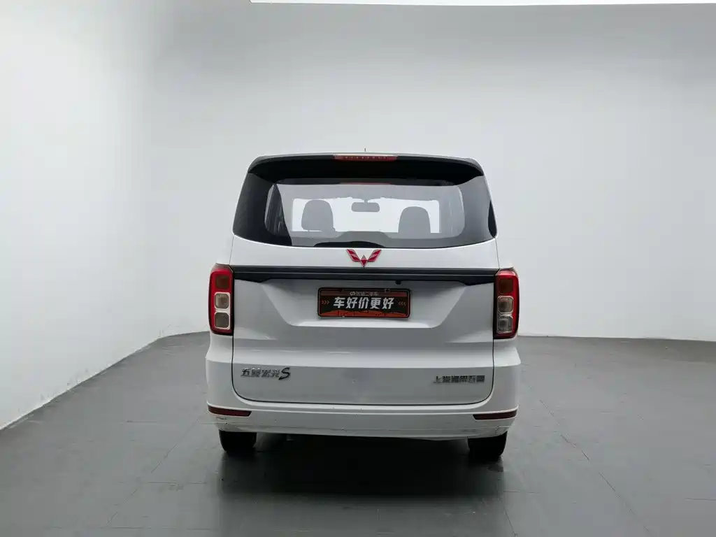 Wuling Hongguang — миниатюра 4