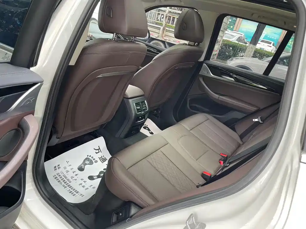 BMW X3 — миниатюра 7