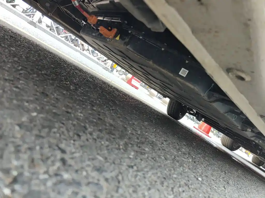 Wuling MINIEV — миниатюра 18