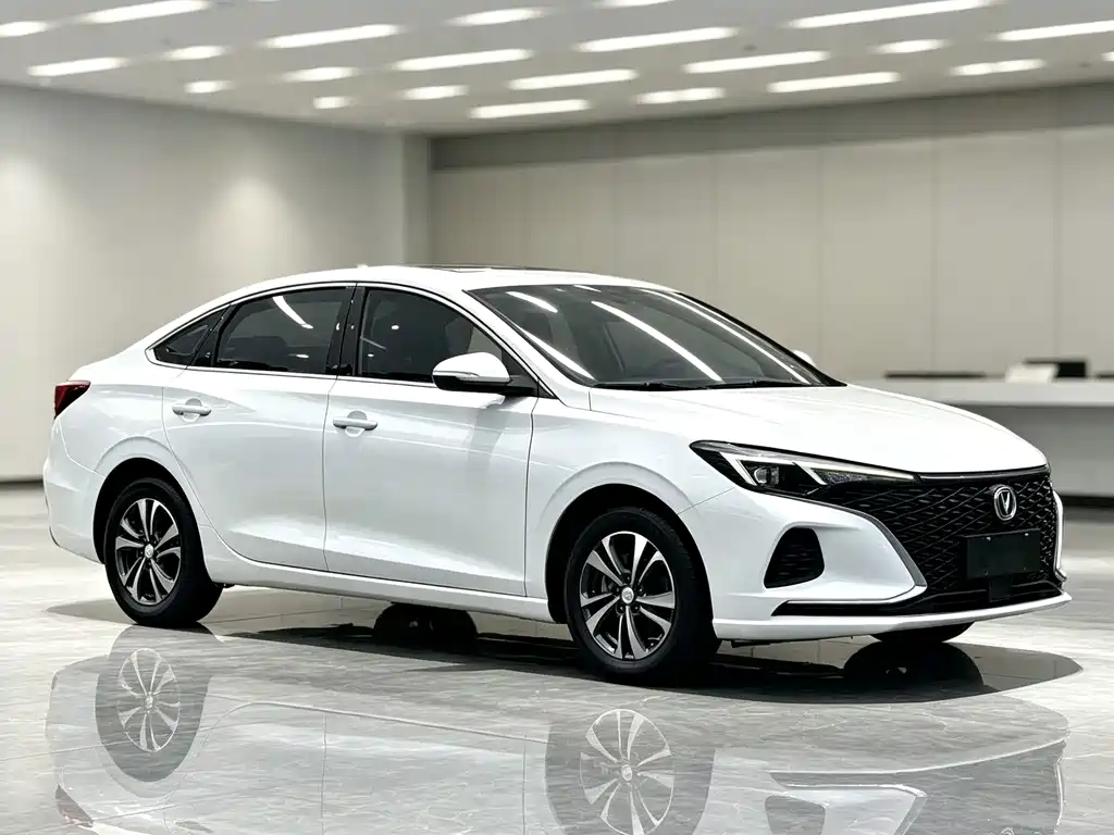 Changan Eado — миниатюра 3