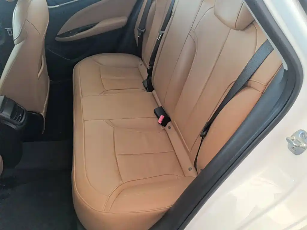 Buick Excelle — миниатюра 17