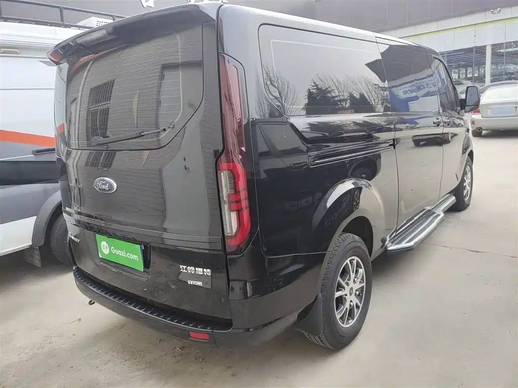 Ford Transit 2023 2.0T AT 7/8/9 мест