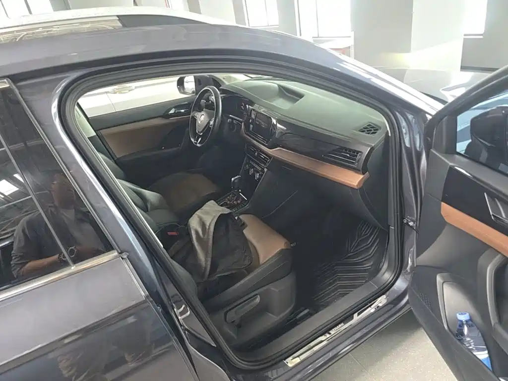 Volkswagen Tharu — миниатюра 9