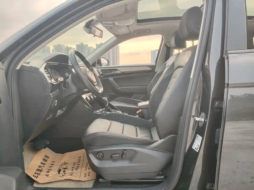Volkswagen Tayron 2019 330TSI Luxury VI