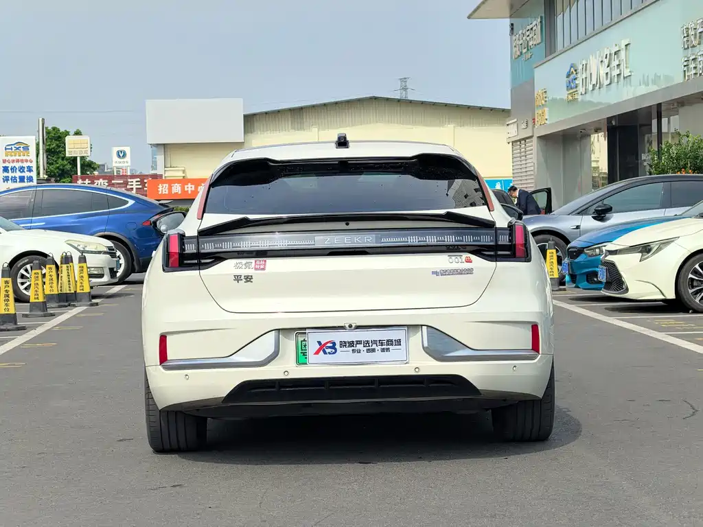 ZEEKR EXTREME KRYPTON 001