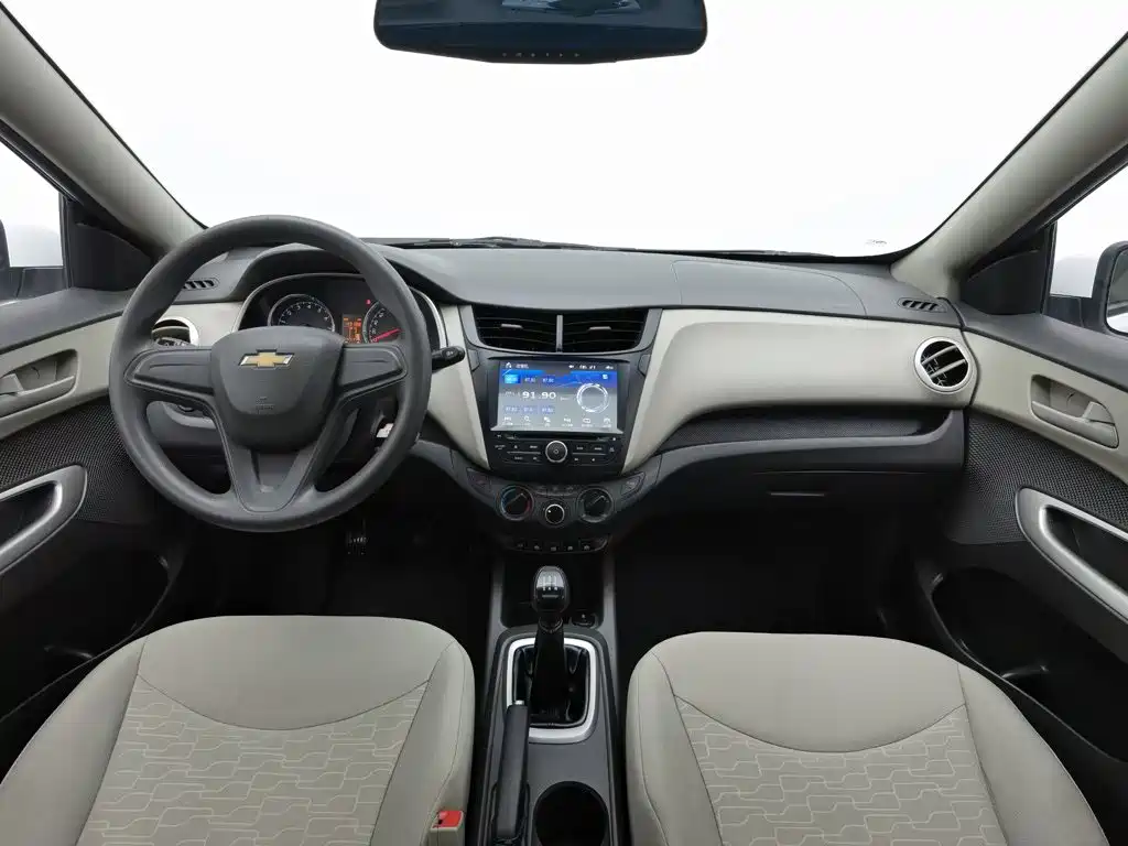 Chevrolet Sail — миниатюра 5