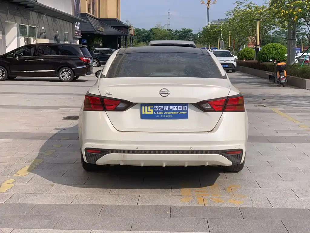 Nissan Teana — миниатюра 4
