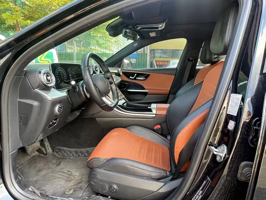 Mercedes-Benz C-Class — миниатюра 7