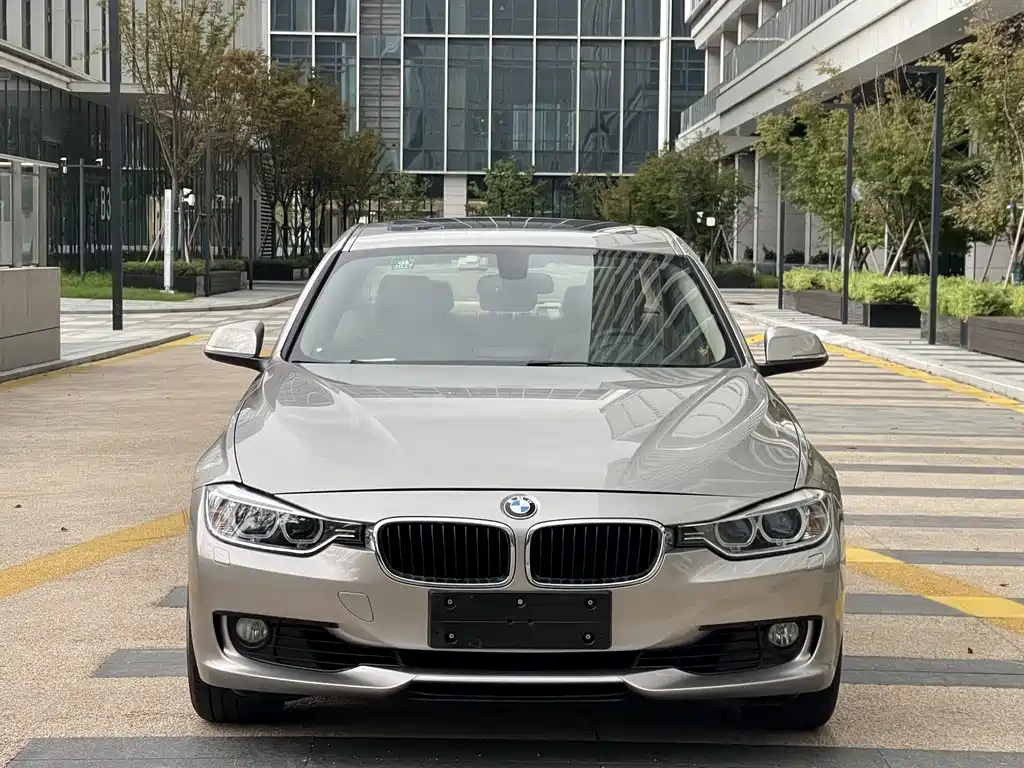 BMW 3 Series — миниатюра 2