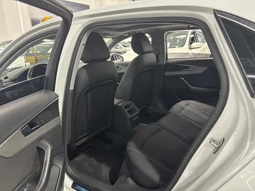 Audi A4L — миниатюра 6