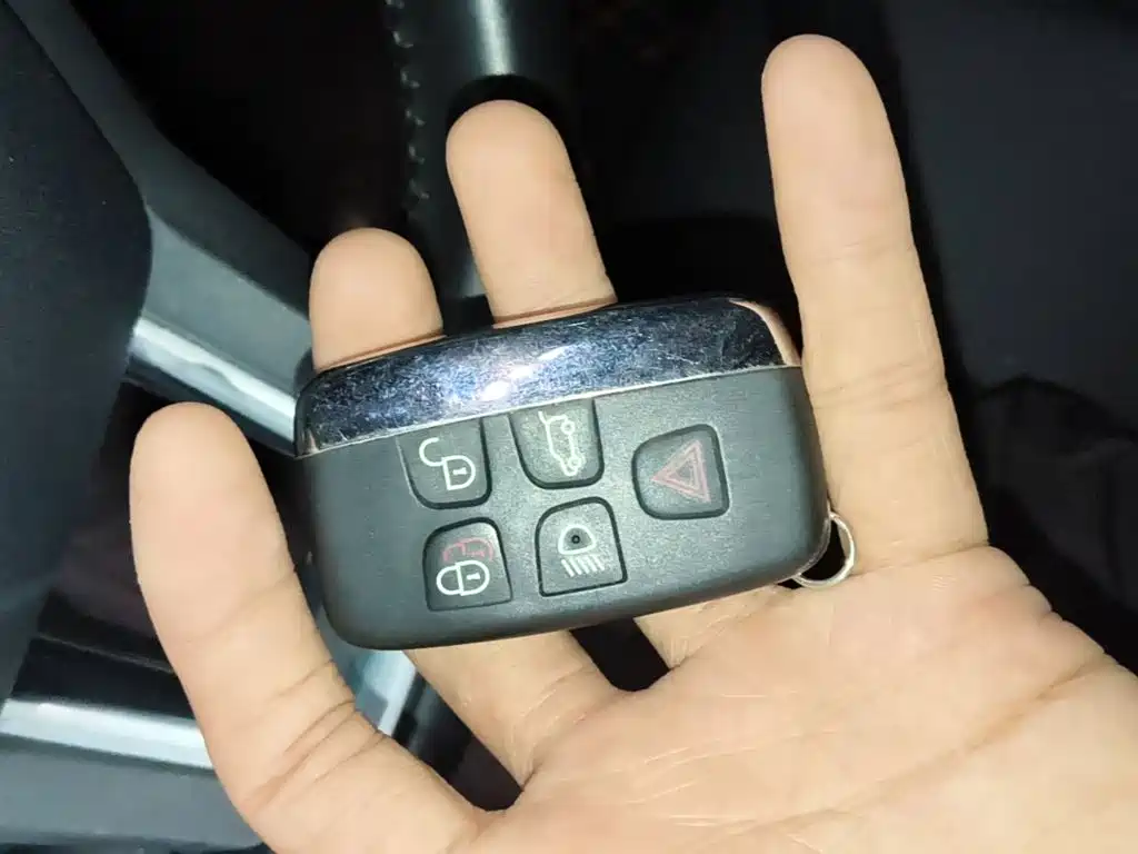 Land Rover Discovery Sport — миниатюра 9