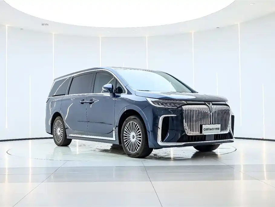 LANTU AUTOMOBILE LANTU DREAMER