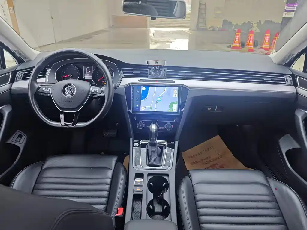 Volkswagen Magotan — миниатюра 4