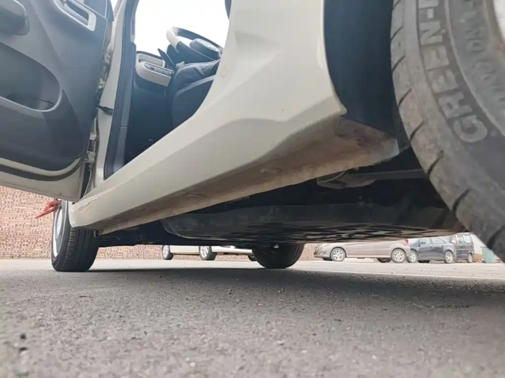 Wuling MINIEV — миниатюра 22