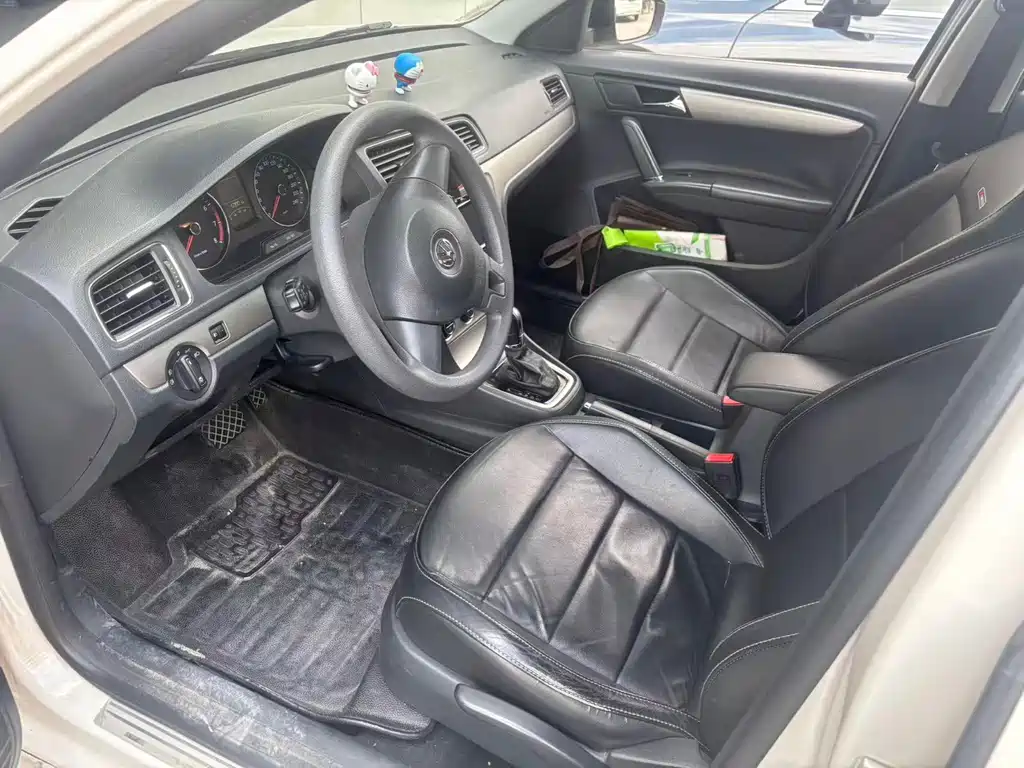 Volkswagen Lavida — миниатюра 6