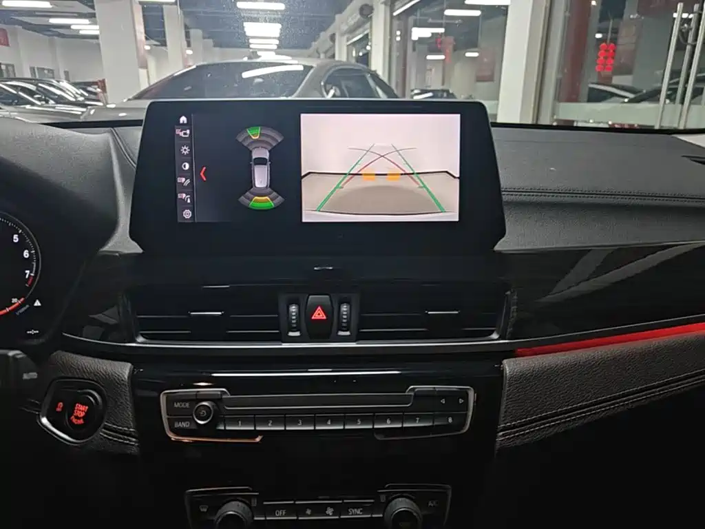 BMW X1 — миниатюра 13