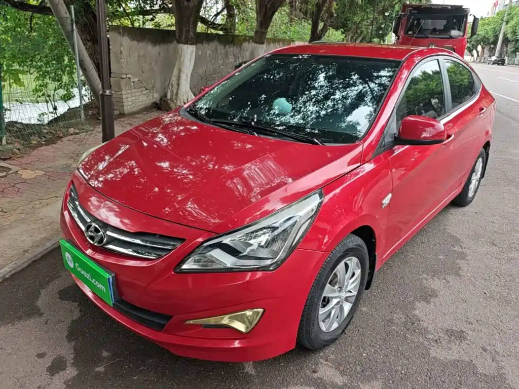Hyundai Verna — миниатюра 2