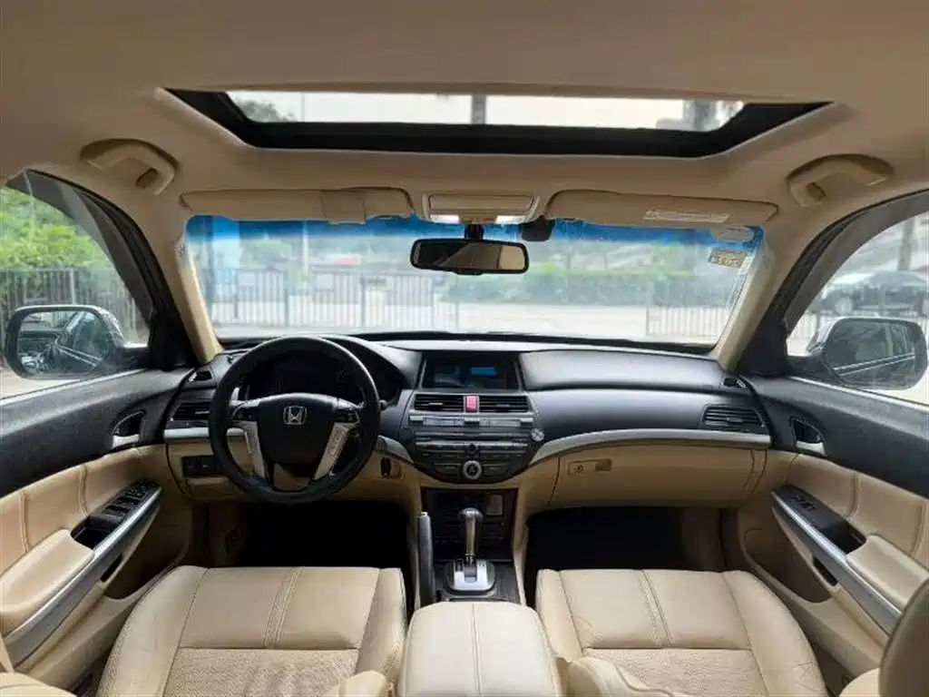 Honda Crosstour 2012 2.4L Luxury