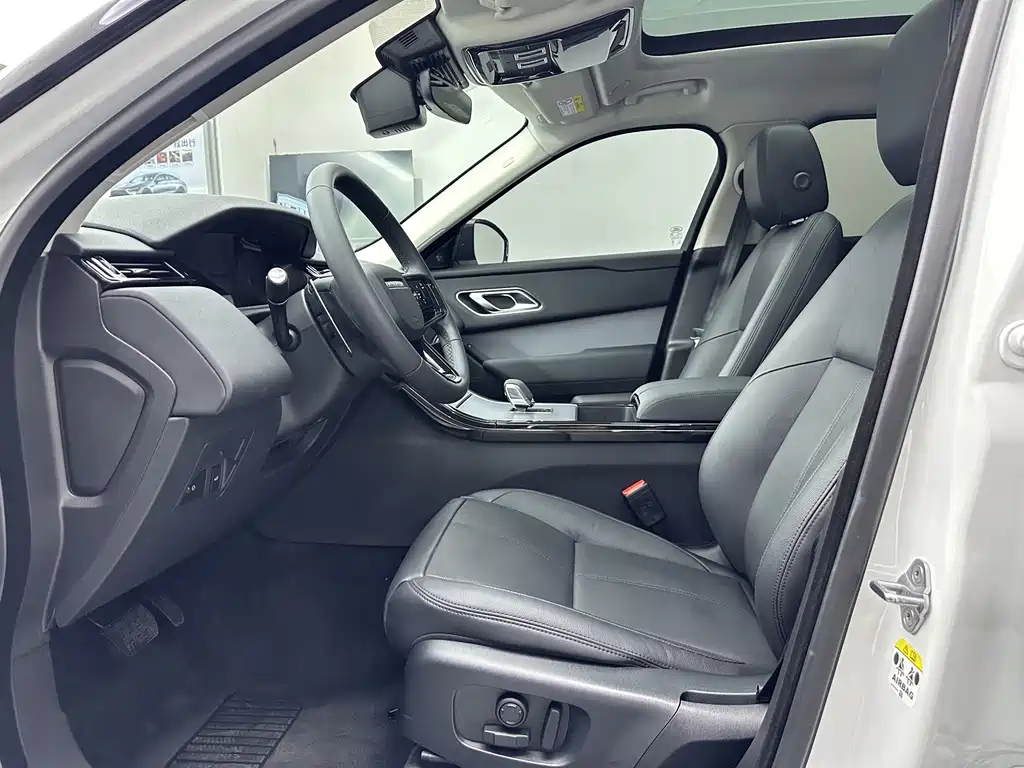 Land Rover Velar — миниатюра 9