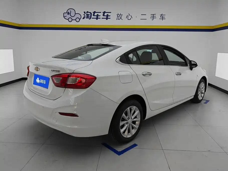 Chevrolet Cruze — миниатюра 3