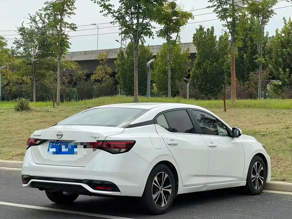 Nissan Sylphy — миниатюра 11
