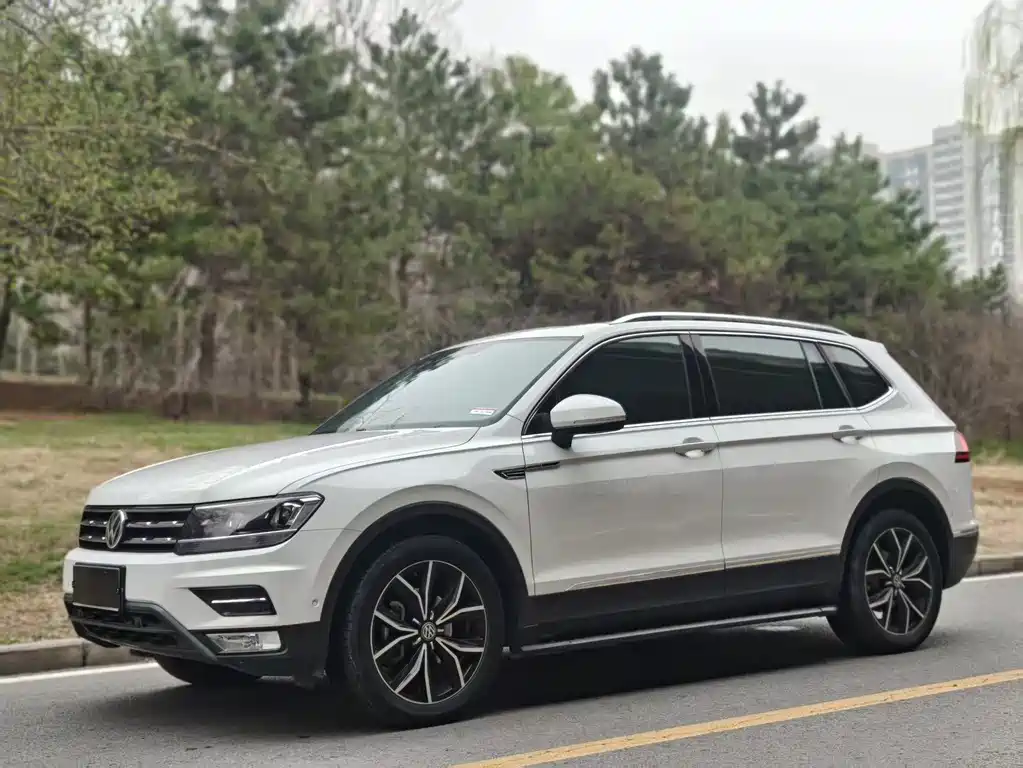 Volkswagen Tiguan L 2020