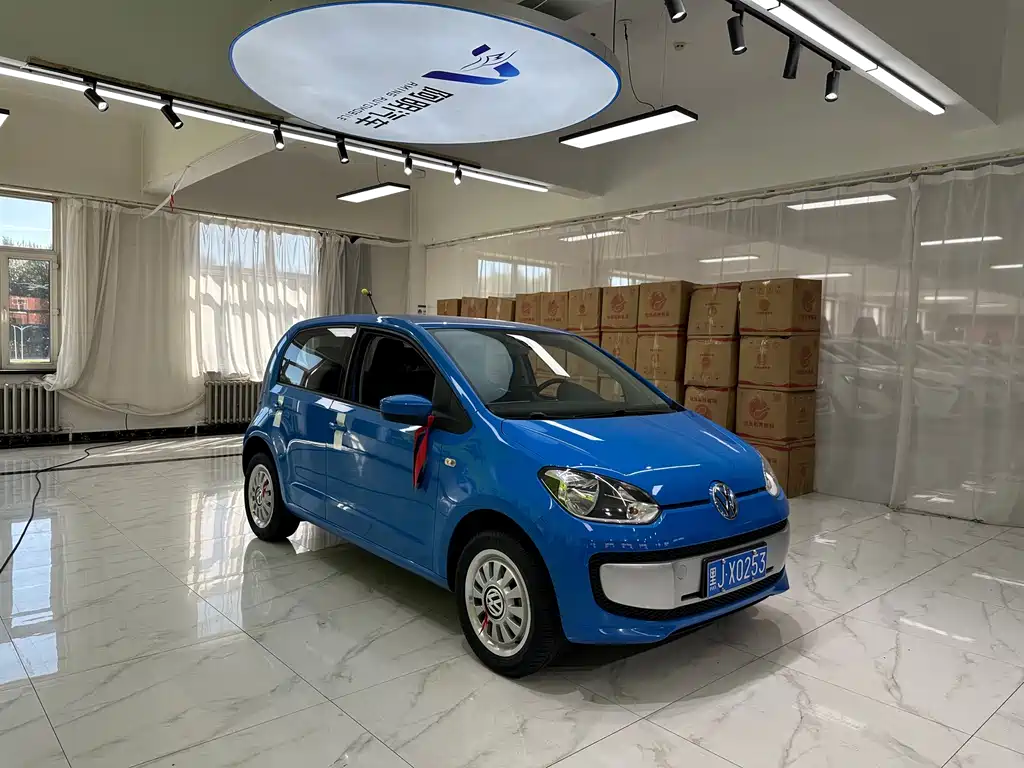 Volkswagen up! — миниатюра 3