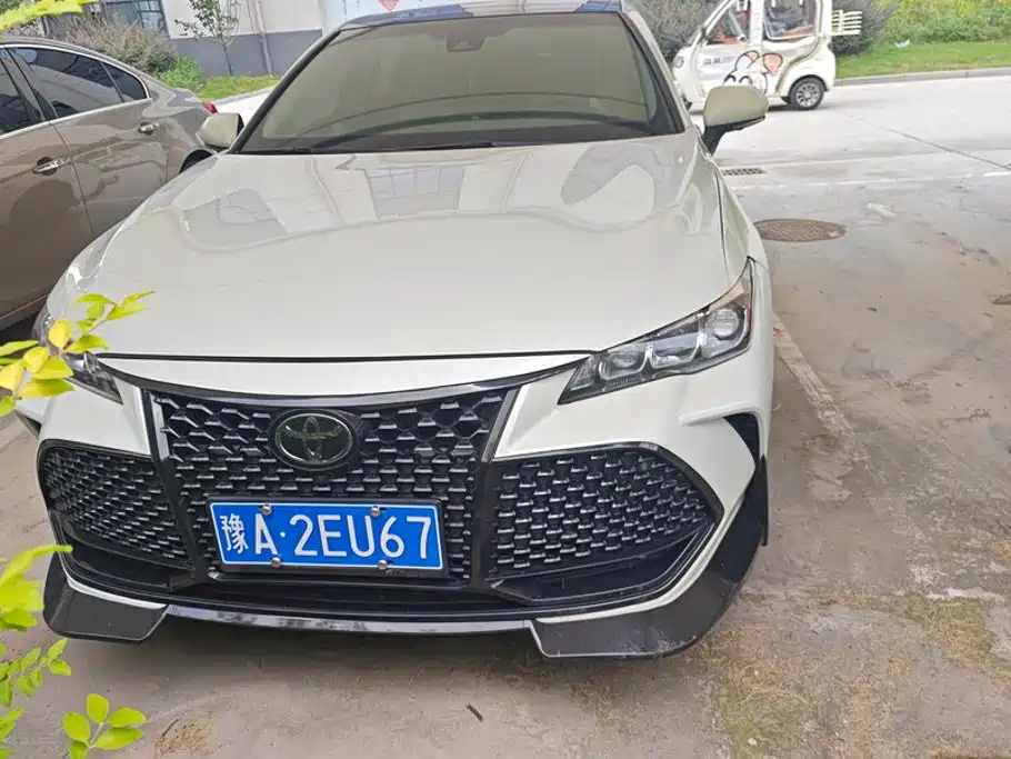 Toyota Avalon — миниатюра 2