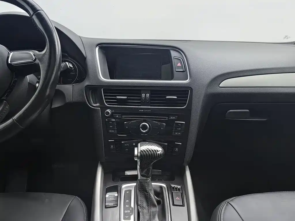 Audi Q5 — миниатюра 12