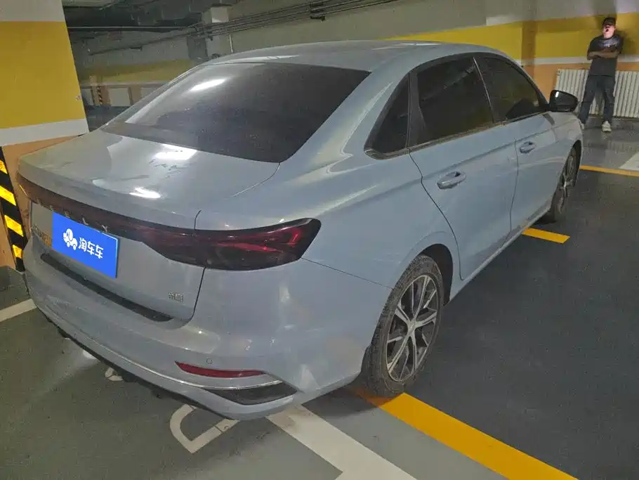 Geely Emgrand — миниатюра 3