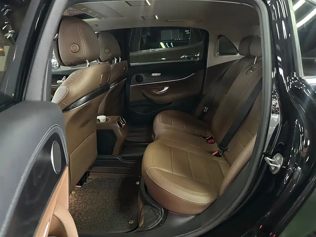 Mercedes-Benz E-Class E 2018 E 200 L Sport