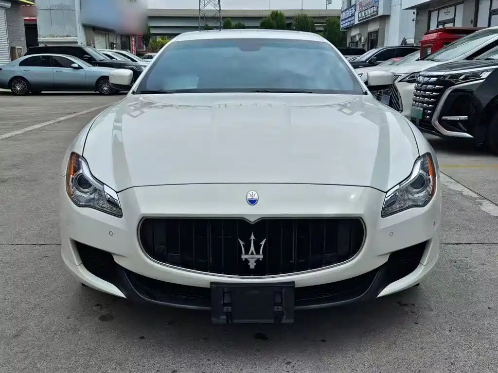 Maserati Quattroporte — миниатюра 3