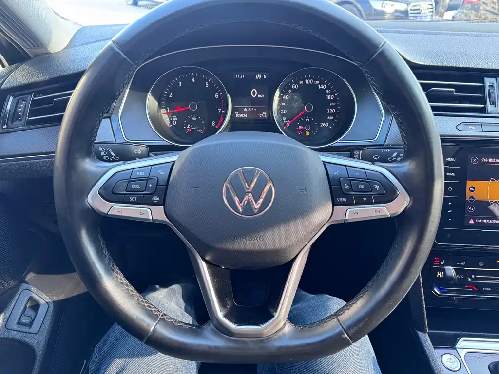 Volkswagen Magotan 2021 330TSI DSG 30