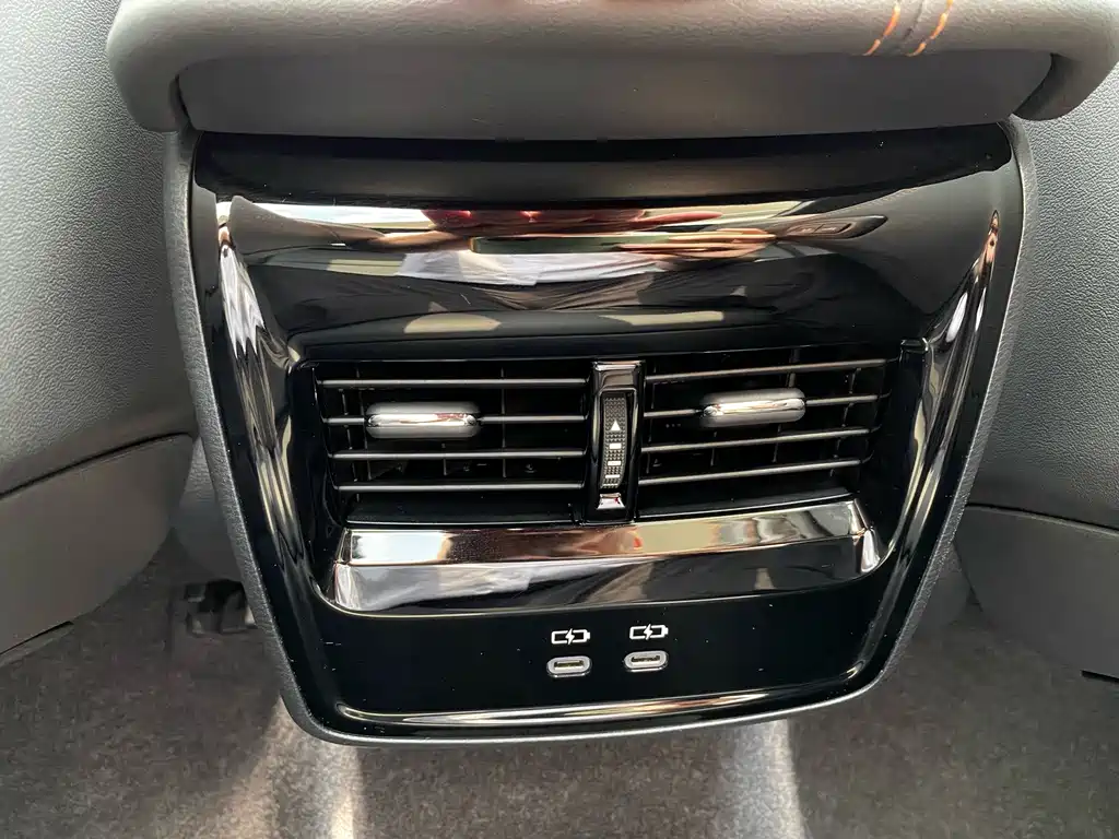 Toyota Avalon — миниатюра 17