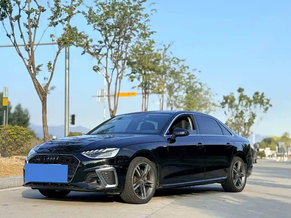 Audi A4L 2021