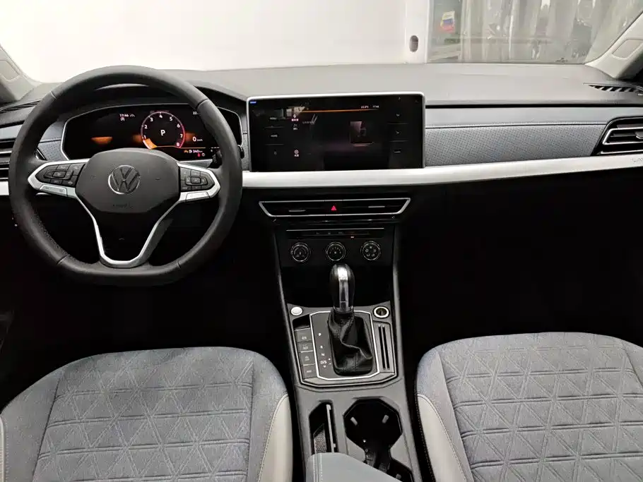 Volkswagen Lavida — миниатюра 12