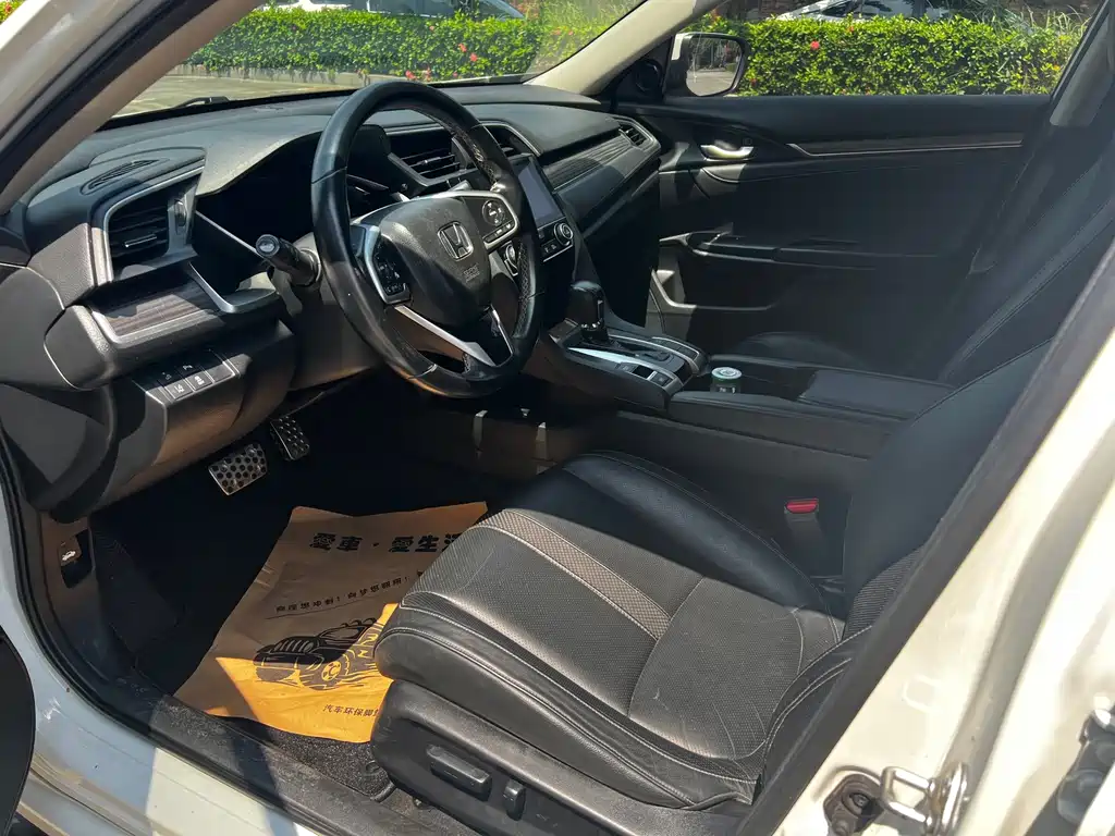 Honda Civic — миниатюра 14