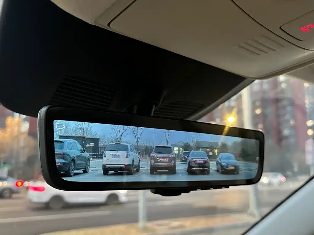 MERCEDES-BENZ V CLASS