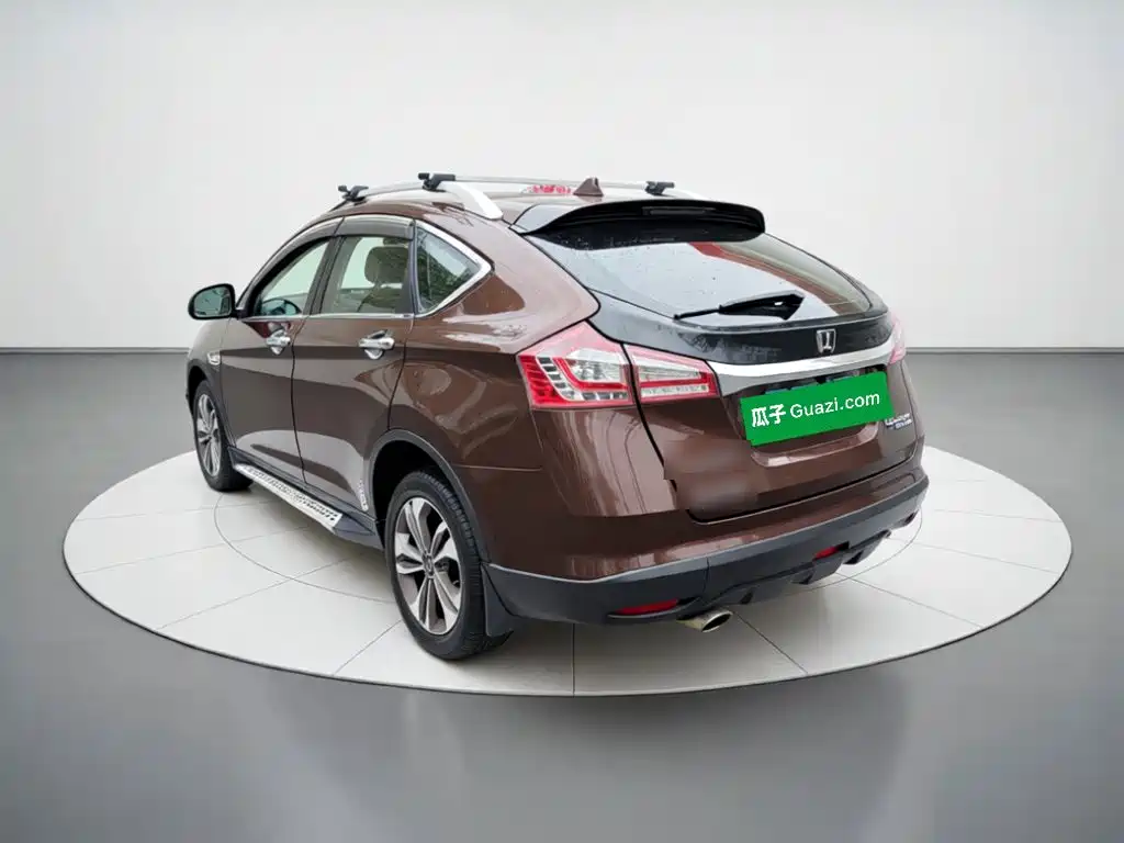 Luxgen U6 — миниатюра 4