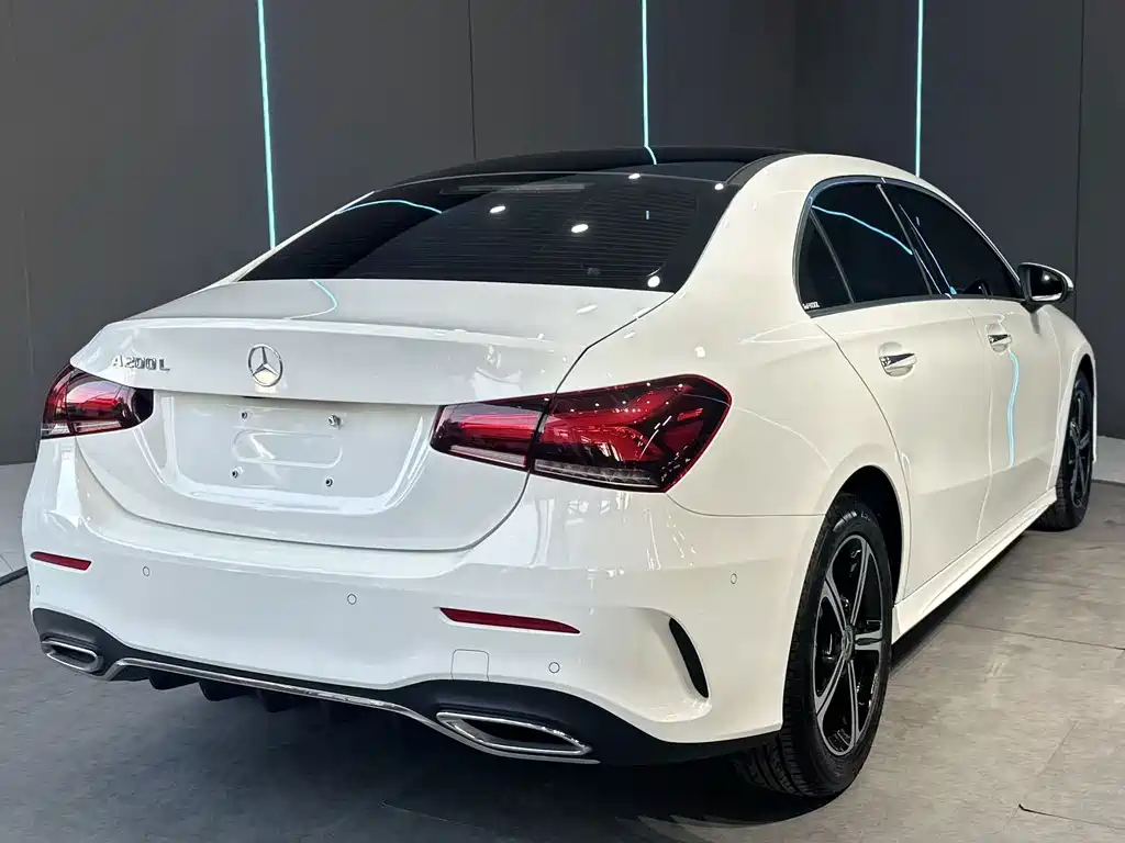 Mercedes-Benz A-Class — миниатюра 6