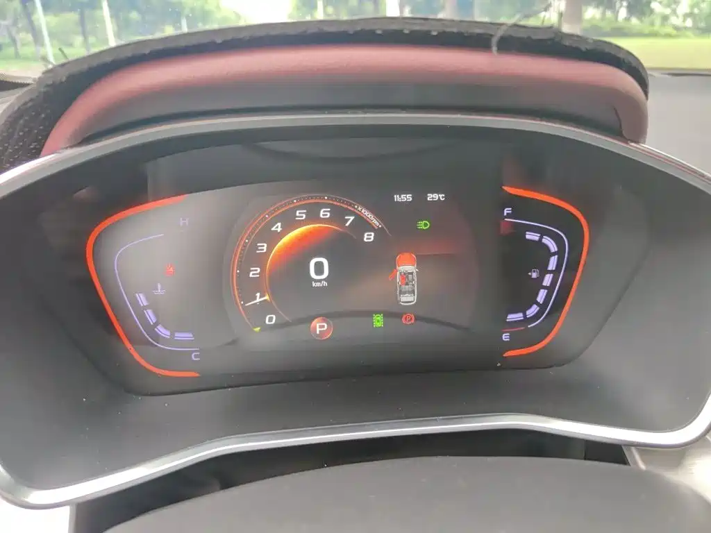 Geely Binyue — миниатюра 4