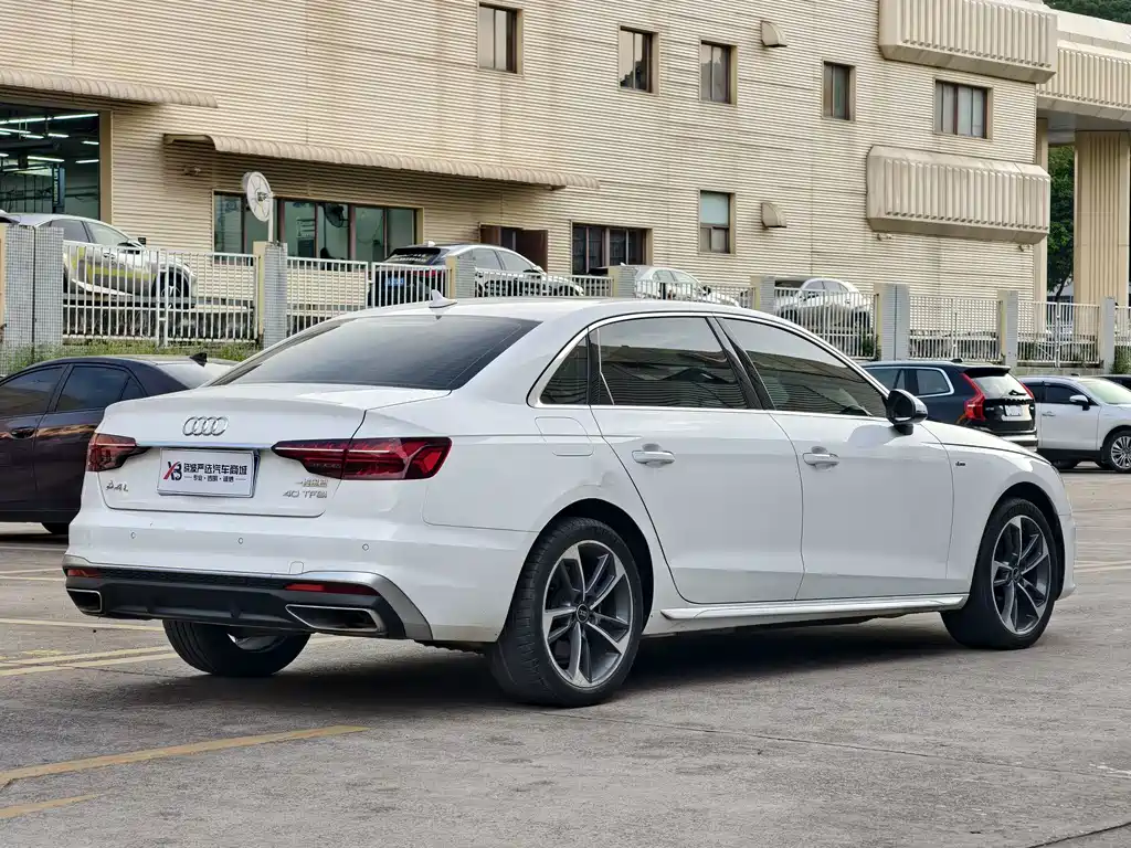 Audi A4L — миниатюра 4