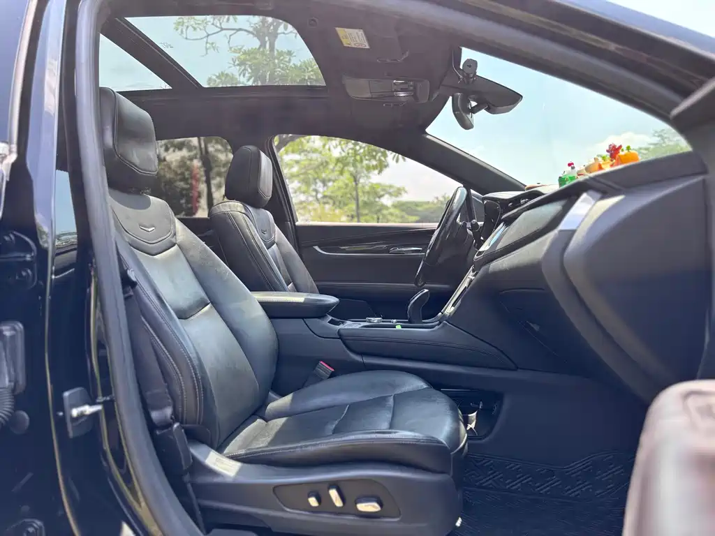 Cadillac XT5 — миниатюра 16