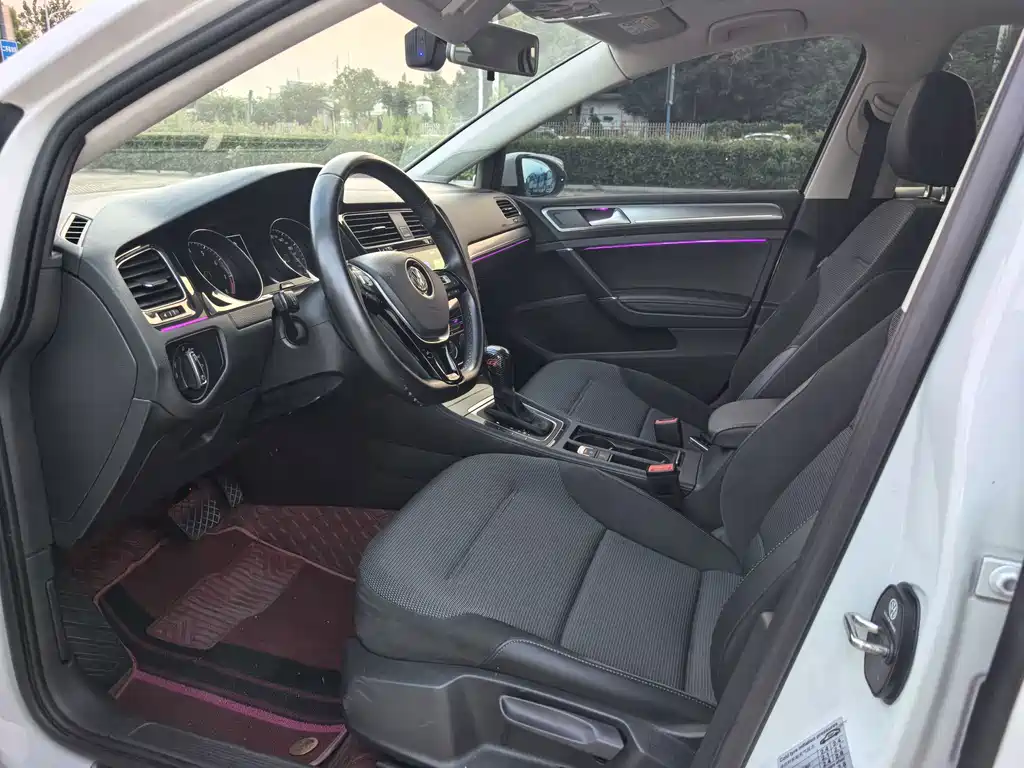 Volkswagen Golf — миниатюра 5