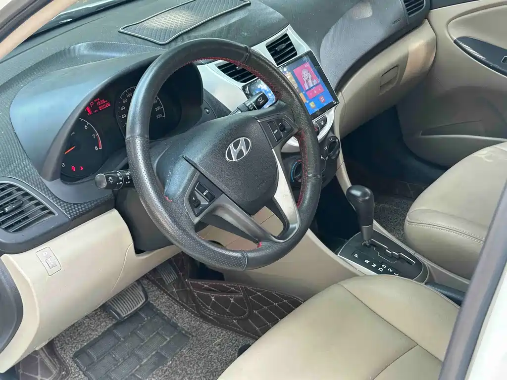Hyundai Verna — миниатюра 12